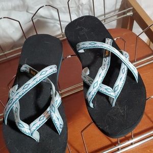 Teva sandles